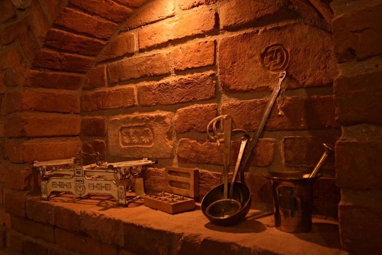Comenius Moravus Vinarsky Dvur Mikulov Exterior foto